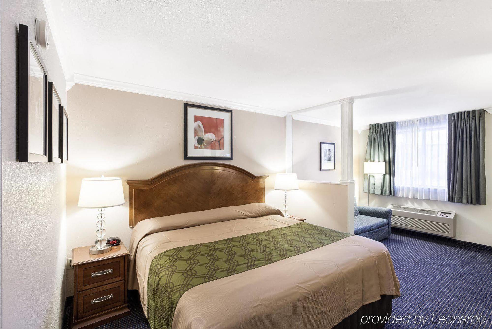 سان أنطونيو University Inn & Suites المظهر الخارجي الصورة