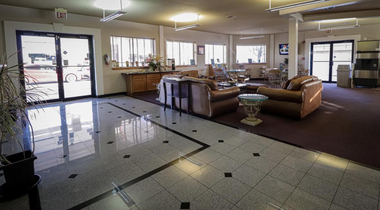 سان أنطونيو University Inn & Suites المظهر الخارجي الصورة